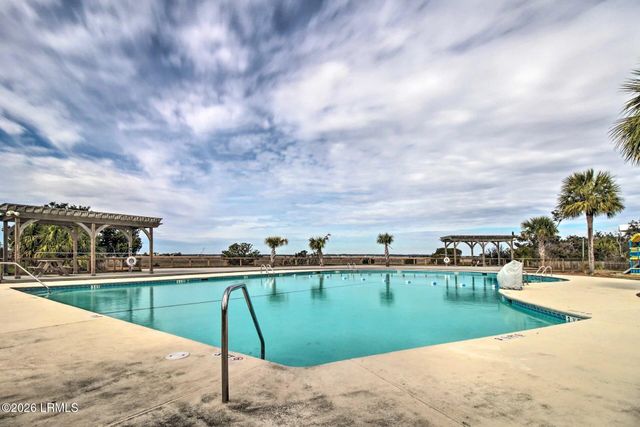 3 Cedar Reef Dr Unit E106, Harbor Island, SC 29920