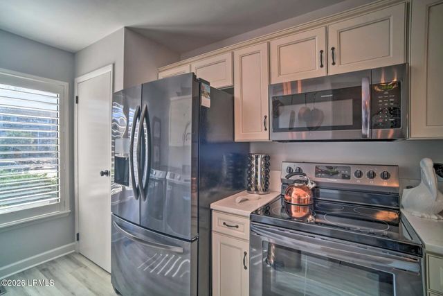 3 Cedar Reef Dr Unit E106, Harbor Island, SC 29920