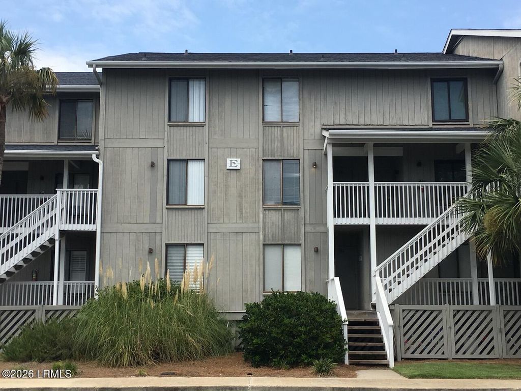 3 Cedar Reef Dr Unit E106, Harbor Island, SC 29920