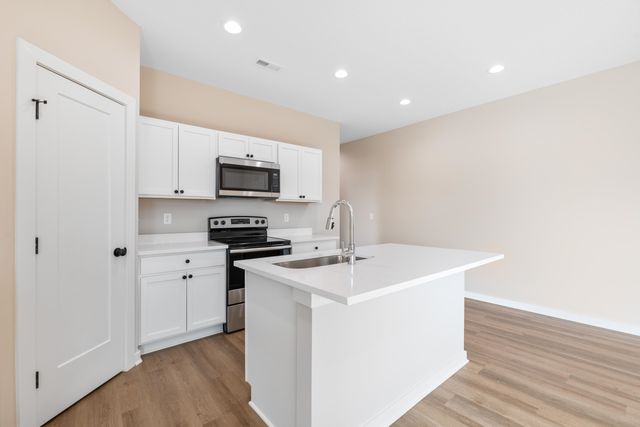 2451 W MacArthur Ct, Wichita, KS 67217