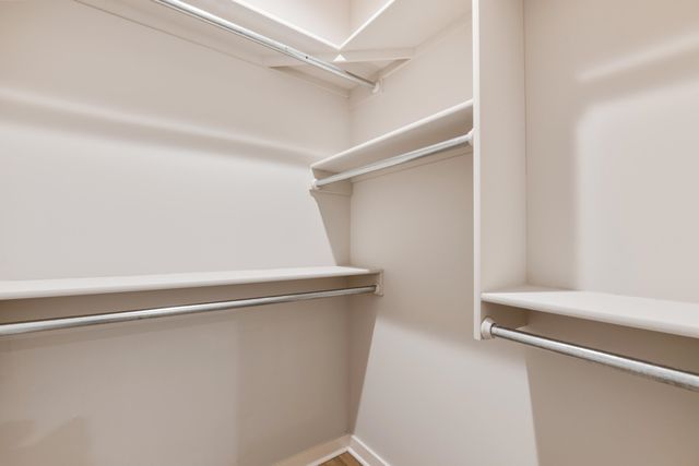 2451 W MacArthur Ct, Wichita, KS 67217