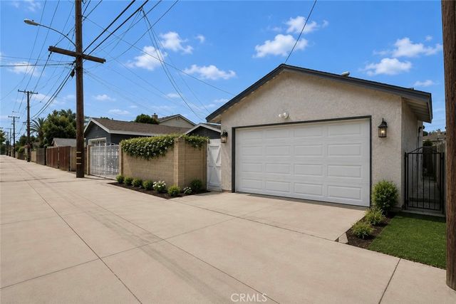 12041 186th Street, Artesia, CA 90701