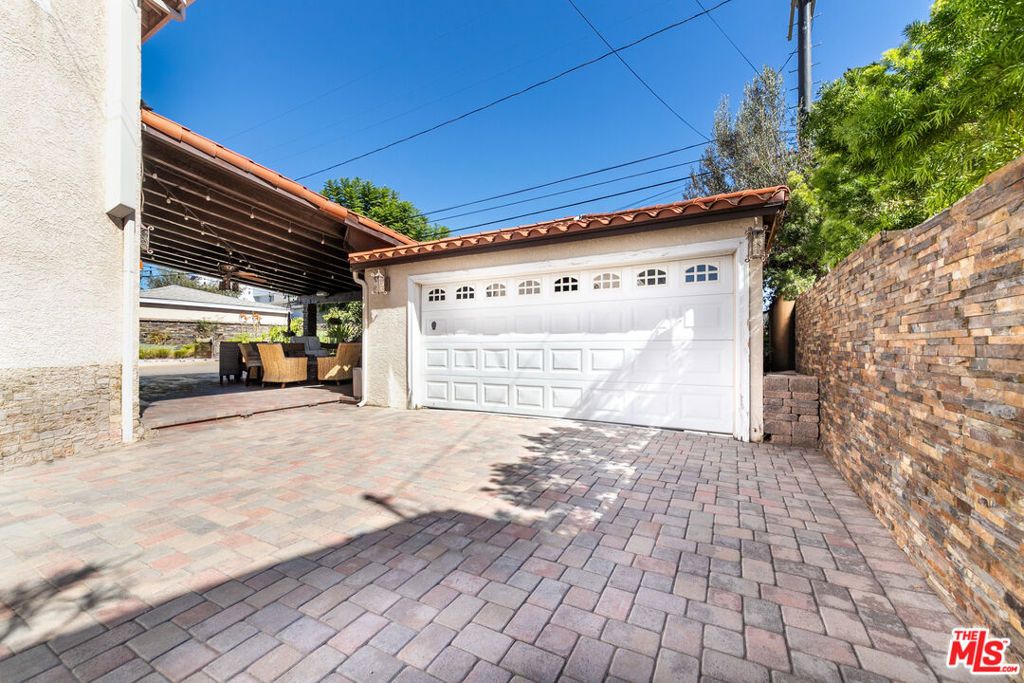 3312 Grand View Boulevard, Los Angeles, CA 90066 — photo 4