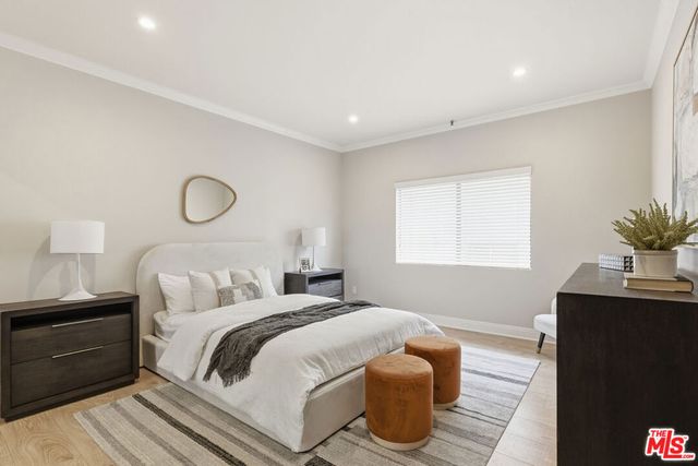 5240 Zelzah Avenue 106, Encino, CA 91316