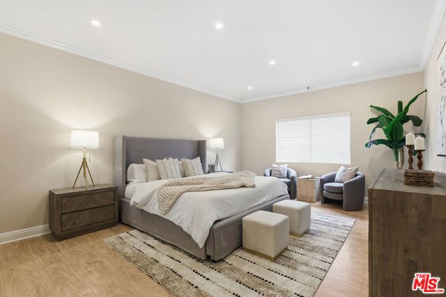 5240 Zelzah Avenue 106, Encino, CA 91316