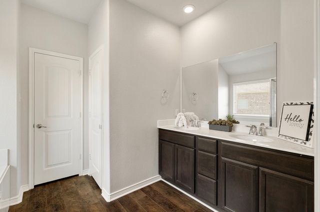 504 Millsap Drive, Van Alstyne, TX 75495