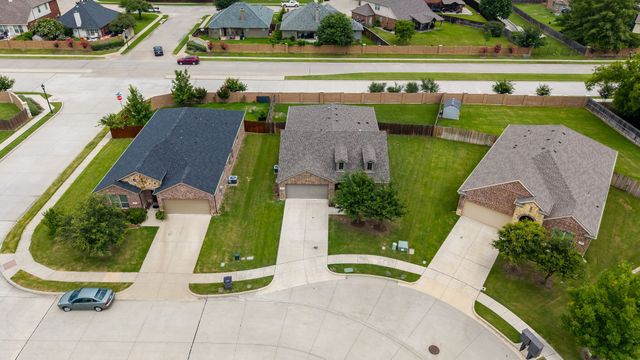 504 Millsap Drive, Van Alstyne, TX 75495