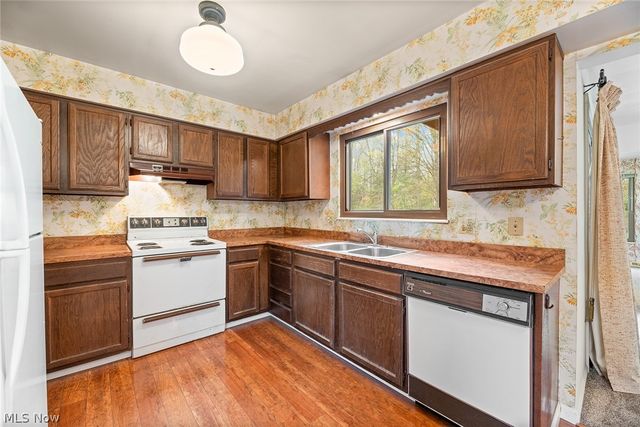 17620 Eastbrook Trail, Chagrin Falls, OH 44023