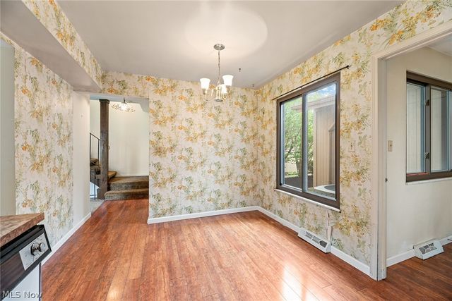 17620 Eastbrook Trail, Chagrin Falls, OH 44023