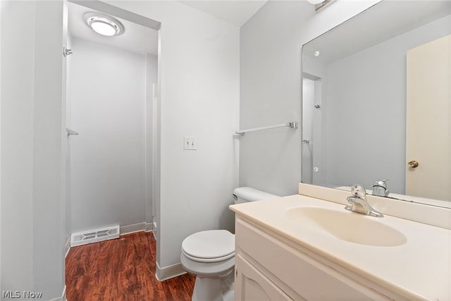17620 Eastbrook Trail, Chagrin Falls, OH 44023