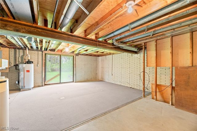 17620 Eastbrook Trail, Chagrin Falls, OH 44023
