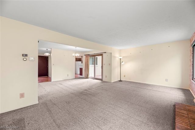 17620 Eastbrook Trail, Chagrin Falls, OH 44023