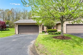 17620 Eastbrook Trail, Chagrin Falls, OH 44023