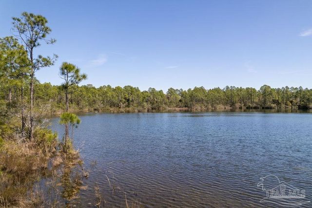 1501 Beachside Dr, Pensacola, FL 32507