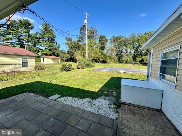 1613 CAPITOL TRL, Newark, DE 19711