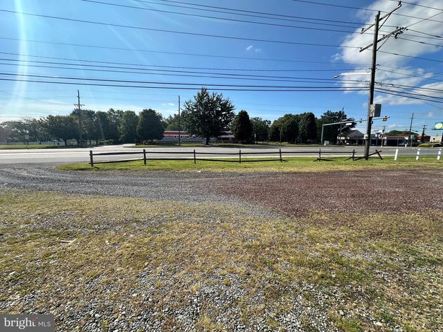 1613 CAPITOL TRL, Newark, DE 19711