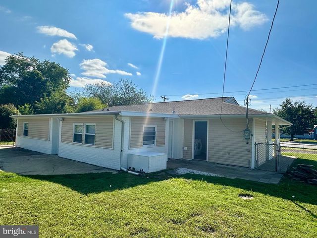 1613 CAPITOL TRL, Newark, DE 19711