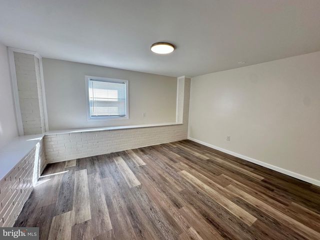 1613 CAPITOL TRL, Newark, DE 19711