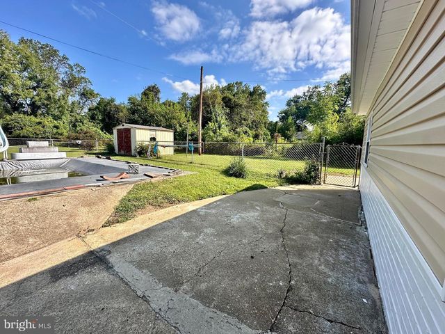 1613 CAPITOL TRL, Newark, DE 19711