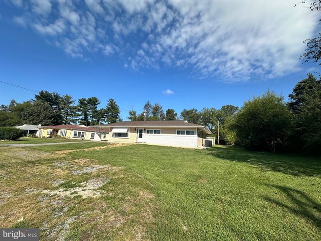 1613 CAPITOL TRL, Newark, DE 19711