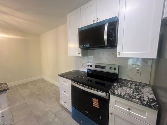 2875 Winkler AVE 511, Fort Myers, FL 33916