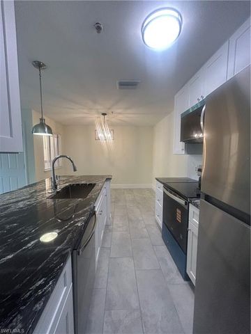 2875 Winkler AVE 511, Fort Myers, FL 33916