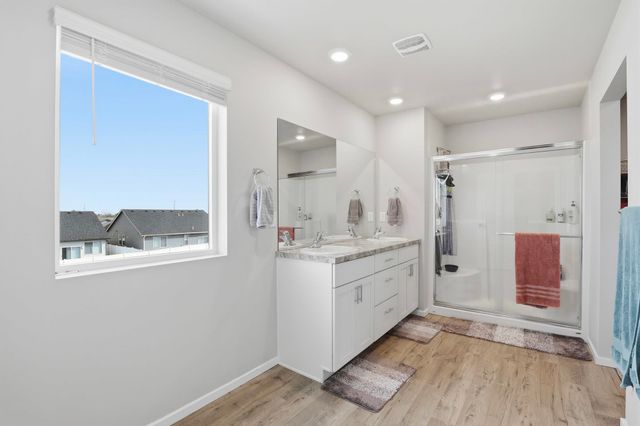 10502 DUCKHOOK Rd, Cheney, WA 99004