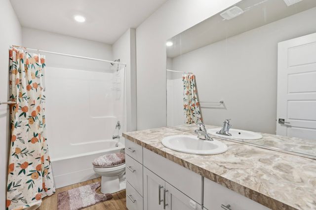 10502 DUCKHOOK Rd, Cheney, WA 99004