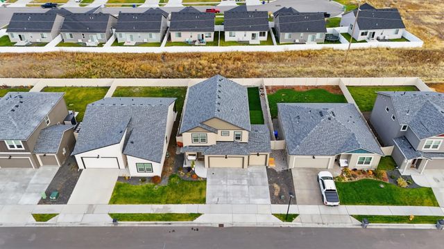 10502 DUCKHOOK Rd, Cheney, WA 99004