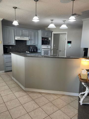 9205 E County Road 7000, Slaton, TX 79364