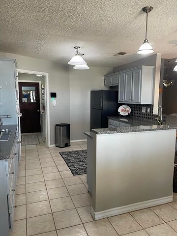 9205 E County Road 7000, Slaton, TX 79364