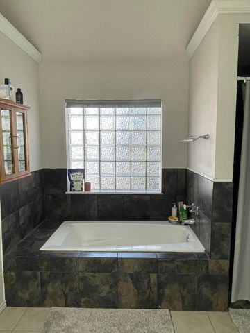 9205 E County Road 7000, Slaton, TX 79364