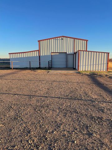 9205 E County Road 7000, Slaton, TX 79364