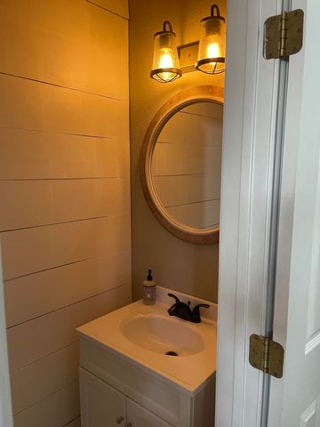 9205 E County Road 7000, Slaton, TX 79364