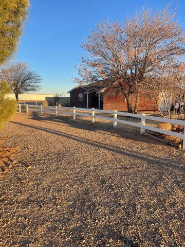 9205 E County Road 7000, Slaton, TX 79364