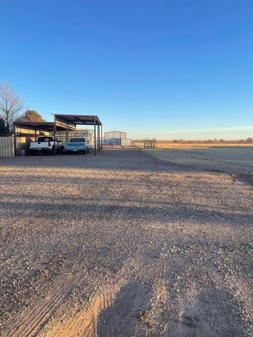 9205 E County Road 7000, Slaton, TX 79364