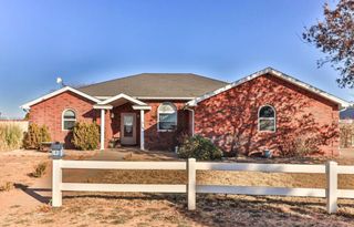 9205 E County Road 7000, Slaton, TX 79364