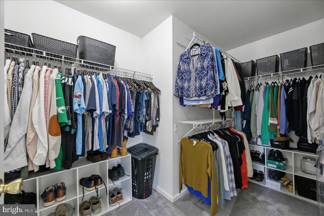 8 MARBLE CT, Sicklerville, NJ 08081