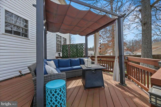 8 MARBLE CT, Sicklerville, NJ 08081