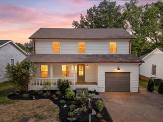 5412 Village Way, Nashville, TN 37211