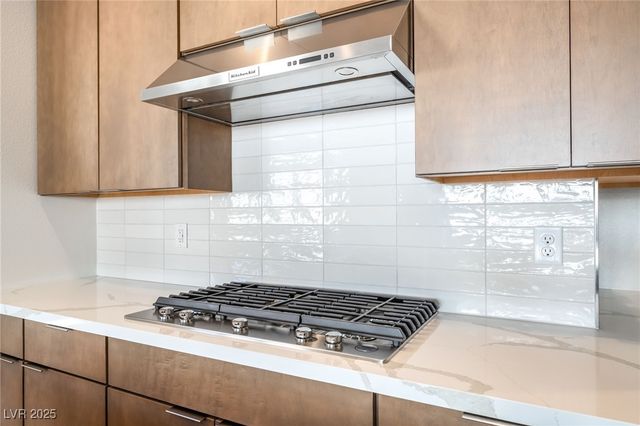 10356 Aquila Crest Avenue, Las Vegas, NV 89166