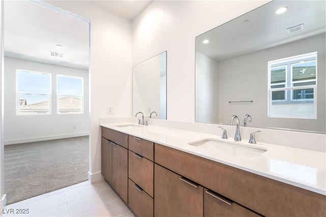 10356 Aquila Crest Avenue, Las Vegas, NV 89166