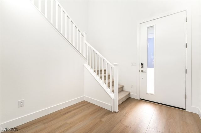 10356 Aquila Crest Avenue, Las Vegas, NV 89166