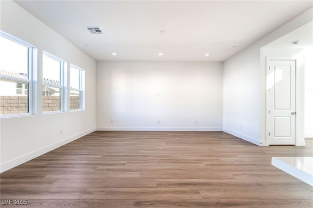 10356 Aquila Crest Avenue, Las Vegas, NV 89166