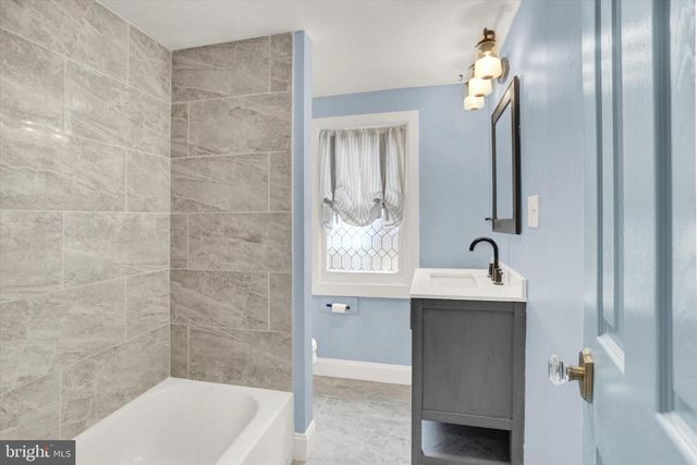 513 POPLAR ST, Lancaster, PA 17603