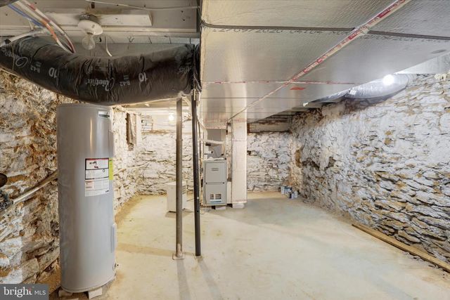 513 POPLAR ST, Lancaster, PA 17603