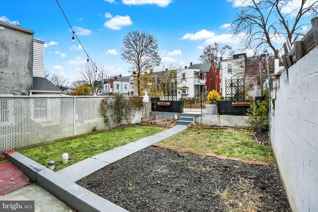 513 POPLAR ST, Lancaster, PA 17603