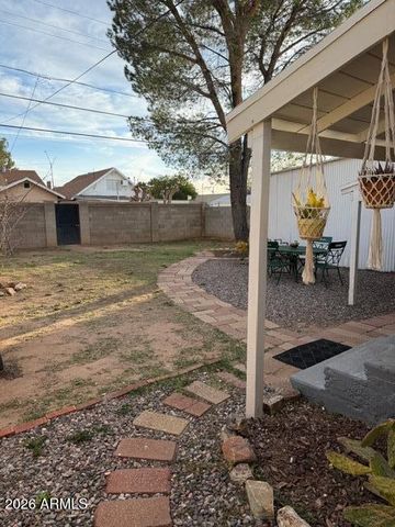 1129 E 11TH Street, Douglas, AZ 85607