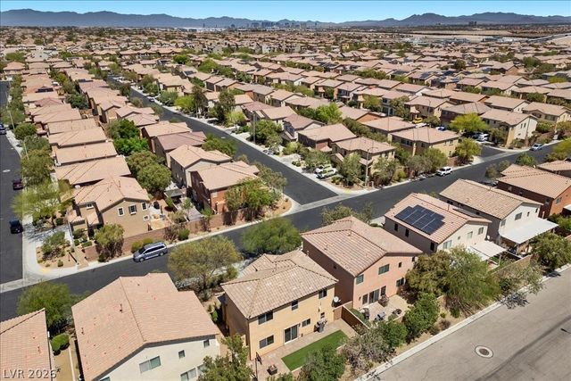 7279 Pepperbox Avenue, Las Vegas, NV 89179