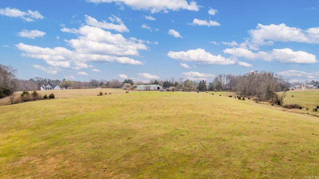 17 N Bolden, Guy, AR 72061